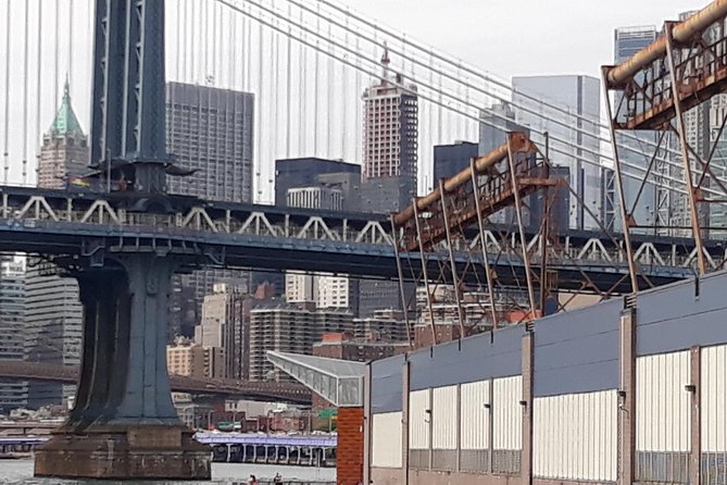 1-hour New York City Skyline Sightseeing Cruise - Guide quality and the feel onboard