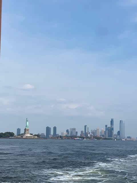 #1 Six Hour Bus Tour and Boat Ride By The Statue of Liberty - Chrysler Building, Bryant Park, and Central Park