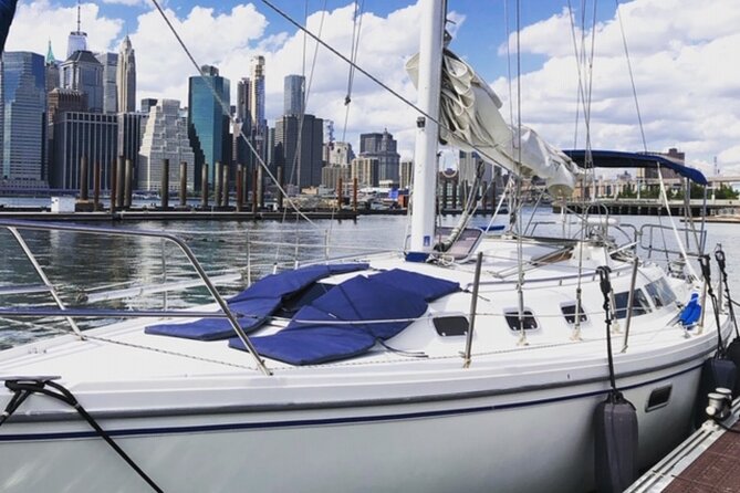 2.5-hour Guided Sailboat Tour - Starting at Pier 5 in Brooklyn