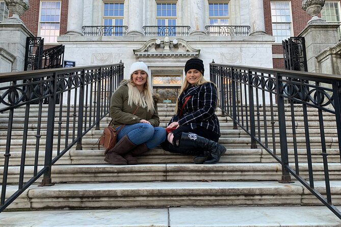 2.5 Hour Private Gossip Girl Sites Tour - What this private Gossip Girl tour is really like