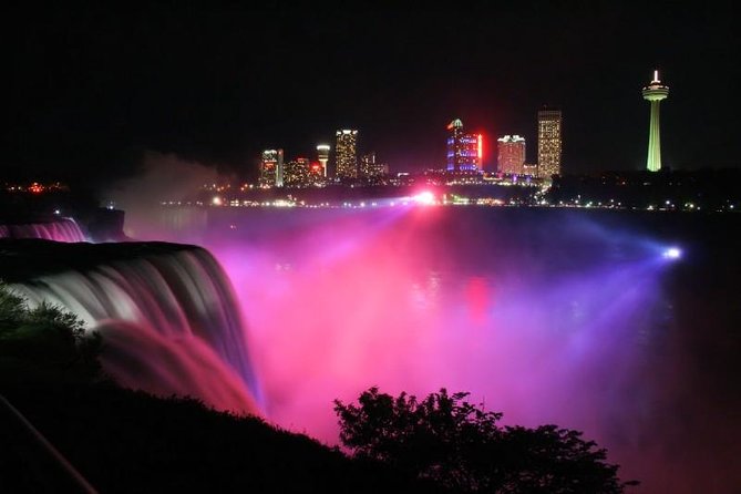 2-Day Niagara Falls Experience from NYC - Horseshoe Falls and the power of the river