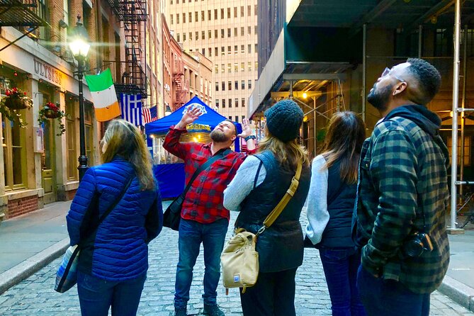 3 Hour Lower Manhattan Walking Tour - Wall Street, where old New York meets modern finance