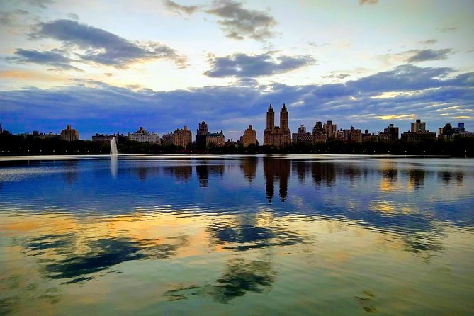 5th & Park - Film & Fiction Walking Tour of Carnegie Hill Along Museum Mile - Central Park and the Jacqueline Kennedy Onassis Reservoir