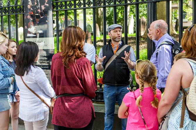 9/11 Memorial, Ground Zero Tour with Optional 9/11 Museum Ticket - Guide quality and the personal angle