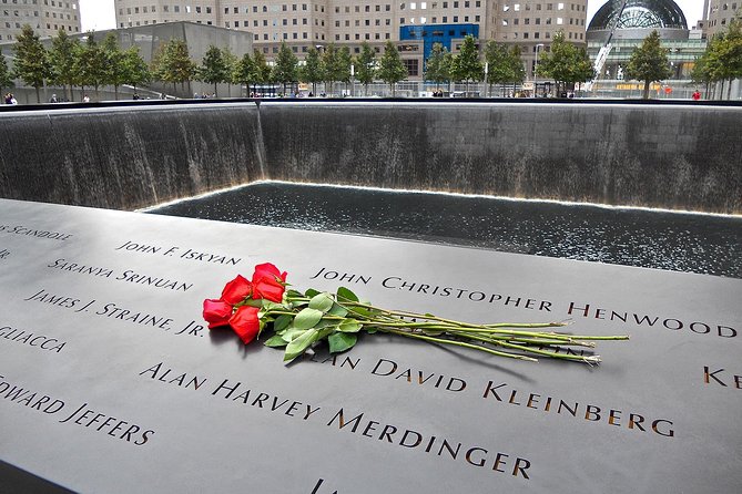 9/11 Memorial Tour with Skip-the-Line Museum Ticket - The Oculus and the rebuilding story