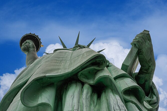 9/11 Museum Flexible Entry + Statue of Liberty Guided Tour - Castle Clinton and the story behind the harbor