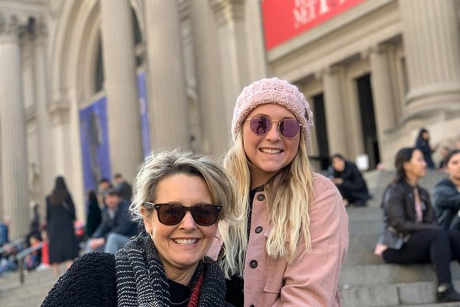 90 min NYC Private Gossip Girl Pedicab Tour - A TV-location tour with a New York setting
