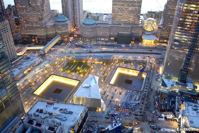 911 Ground Zero Tour & Museum Preferred Access - Seeing the World Trade Center from above