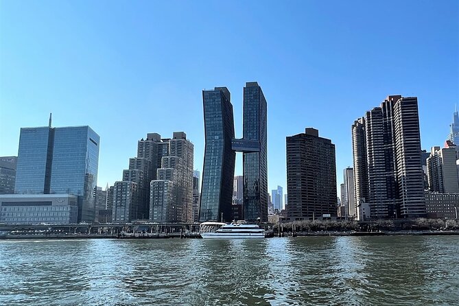 AIANY Climate Change Tour in New York - The United Nations and Roosevelt Island on the East River