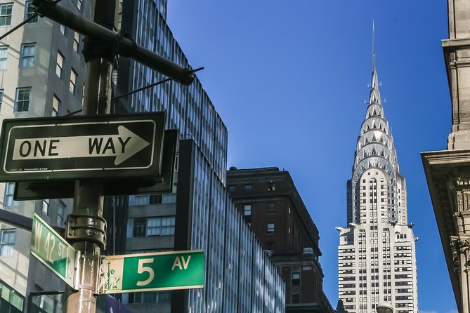 Airport Luxury departure ride from NYC Hotels by Limousine or SUV - Luggage rules and small omissions