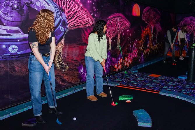American Dream Black Light Indoor Mini Golf Ticket - What happens during the one-hour visit