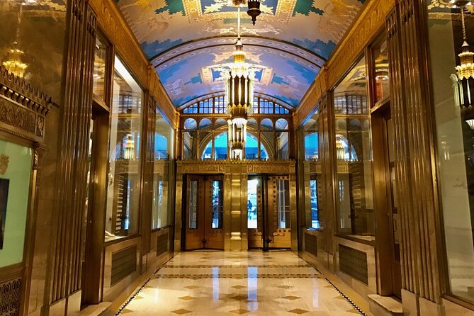 Art Deco and Architecture Midtown Landmarks Tour - The Chrysler Building remains the visual centerpiece