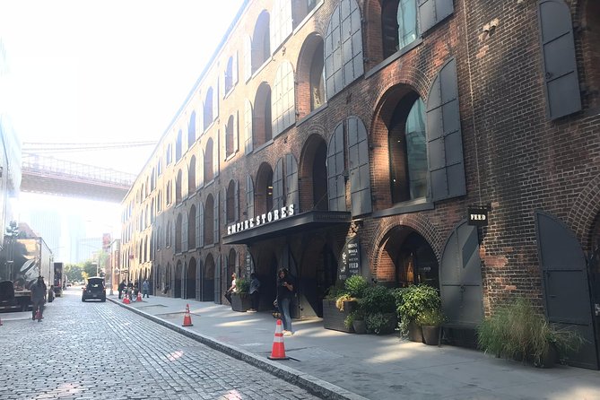 Best of Brooklyn Walking Tour: Historic Bridge, DUMBO & Heights - Walking the streets of Brooklyn Heights