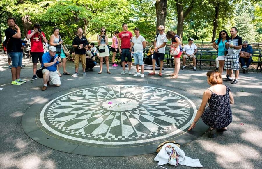 Best of Central Park: Top-Rated Pedicab Tour NYC - Strawberry Fields and the Imagine mosaic