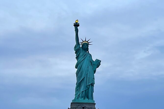 Best Private Luxury Daytime Boat Tour in New York City - 1 Hour - Who will enjoy this cruise most?