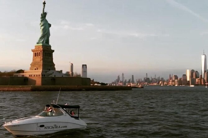 Best Private Luxury Sunset Boat Tour in New York City - 2 Hour - The Manhattan skyline from the harbor