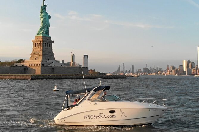 Best Private Luxury Sunset Boat Tour in New York City - 2 Hour - Starting at North Cove Marina in Lower Manhattan