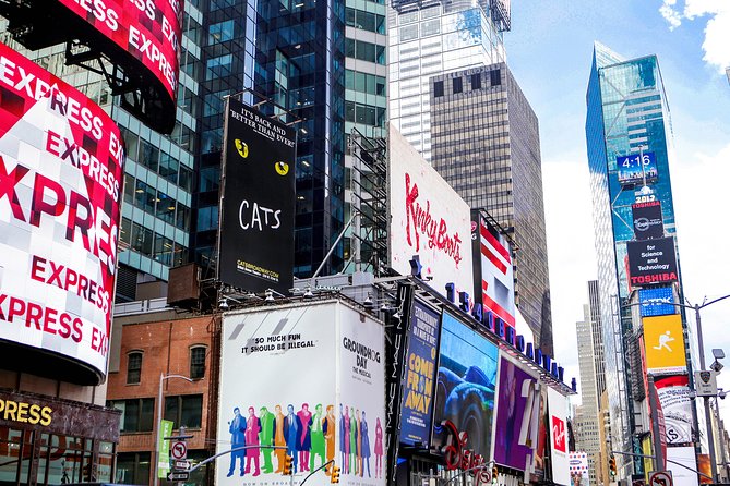 Broadway and Times Square Insider Tour with Theater Professional - Walking Broadway with a stage insider