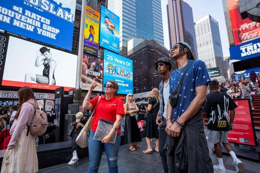 Broadway Backstage: From Times Square to Studio - Key points to know before you book