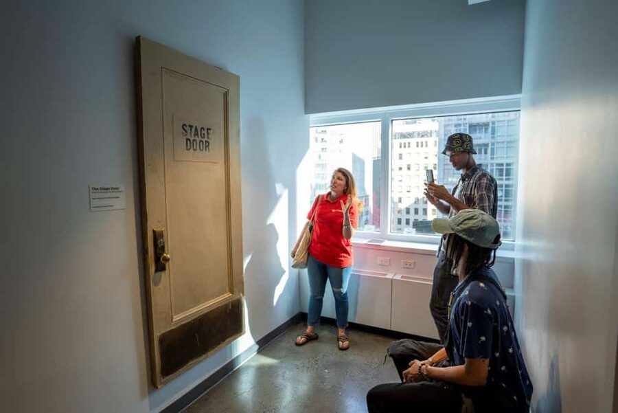 Broadway Backstage: From Times Square to Studio - Practical details that affect your choice
