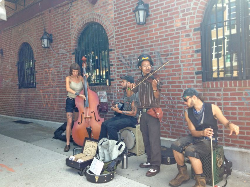 Brooklyn: 2-Hour Best of Brooklyn Walking Tour -Williamsburg - Following Williamsburg’s industrial and brewing past
