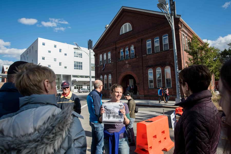 Brooklyn: 2-Hour Brooklyn Navy Yard Walking Tour - WWII stories put faces to the machinery