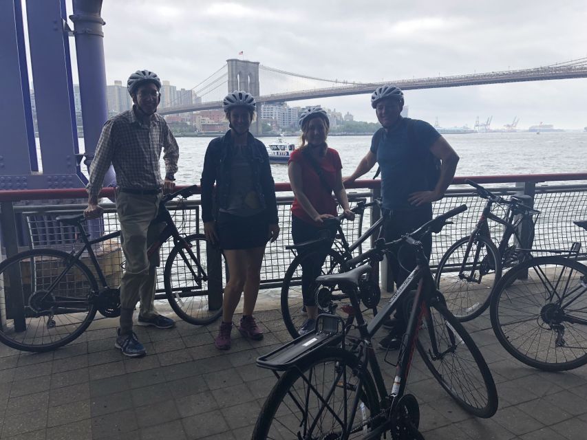 Brooklyn: 2-Hour Manhattan & Brooklyn Bridges Bike Tour - Following the East River Esplanade under the FDR