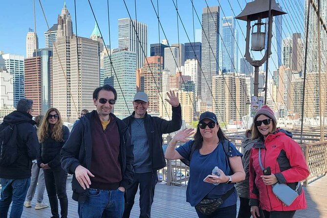 Brooklyn Bridge, Brooklyn Heights & DUMBO Walking Tour - Brooklyn Heights Promenade and its long city view