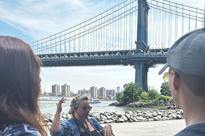 Brooklyn Bridge, Brooklyn Heights & DUMBO Walking Tour - Time Out Market and the practical lunch question