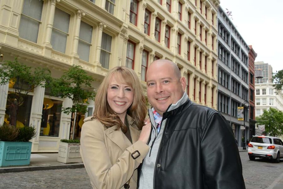 Brooklyn Bridge & Neighborhoods – 2-Hour Photo Shoot Tour - Starting among SoHo’s cast-iron streets