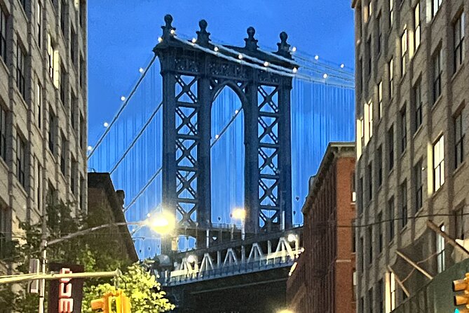 Brooklyn Bridge Sunset Walking Tour - Finishing in DUMBO near the pier