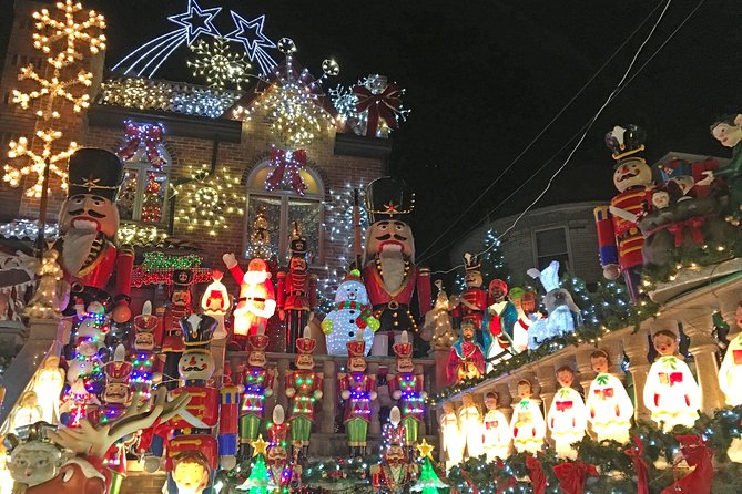 Brooklyn Christmas Lights Walking Tour at Dyker Heights - Key points to know before booking