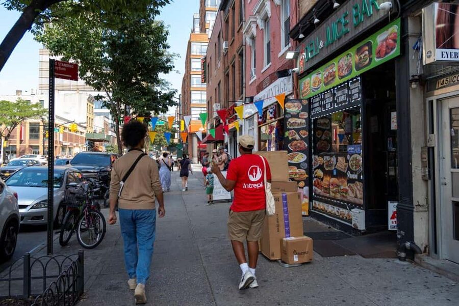 Brooklyn Food Tour of Mom-and-Pop Culinary Gems - Starting near 61 Bergen Street