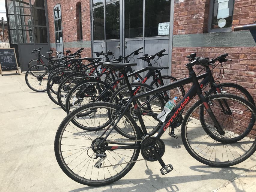 Brooklyn: Half-Day Cycling Tour - Park Slope, Gowanus, and Carroll Gardens add local character