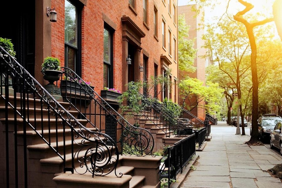 Brooklyn Heights, Dumbo and The Bridge - What the private format adds