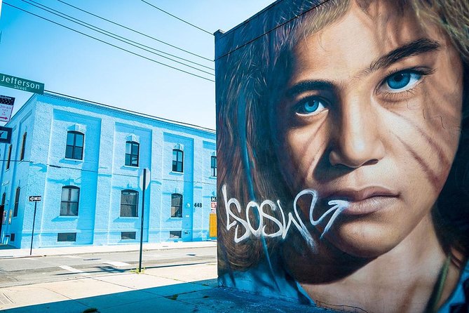 Brooklyn street art and hipster culture tour in French - Williamsburg at a slower pace