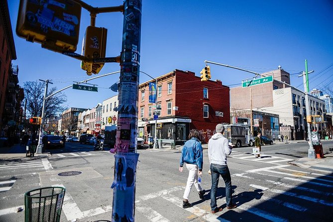 Brooklyn street art and hipster culture tour in French - Booking, cancellation, and useful planning details