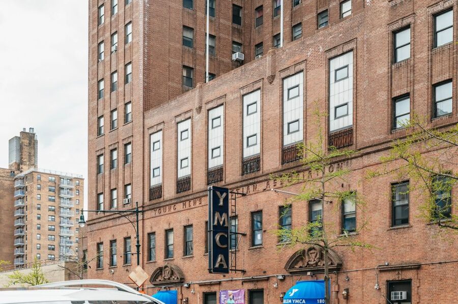 Central Harlem: Mecca of African-American Culture - Starting among Harlem’s quieter streets