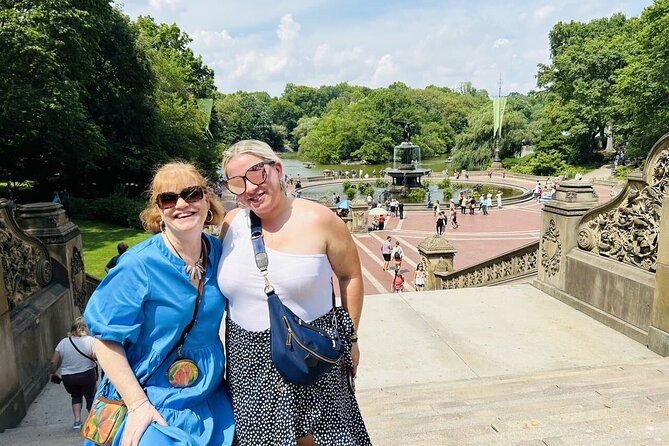 Central Park Film Spots and Celebrity Homes Pedicab Tour - Bow Bridge, the Zoo, and movie memories