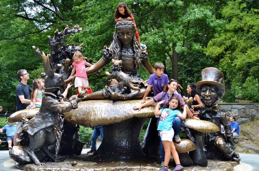 Central Park Guided Walking Tour NYC - The Mall and Literary Walk