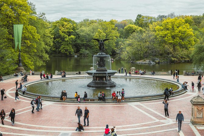 Central Park Movie Locations Pedicab Tour - Bow Bridge and the romantic side of Central Park