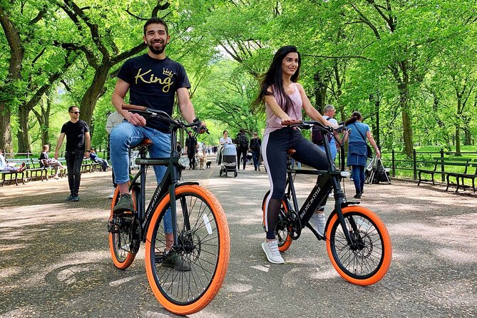 Central Park NYC Electric Bike Rental - Learning the controls before you ride