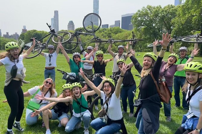 Central Park NYC Highlights Small-Group Bike Tour - Belvedere Castle and Shakespeare Garden