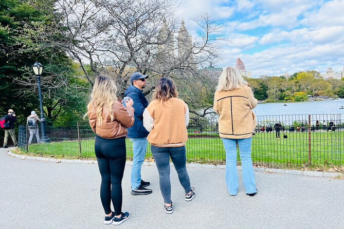 Central Park Pedicab Tour ( starting - Natural History Museum ) - Balto and Conservatory Water on the east side