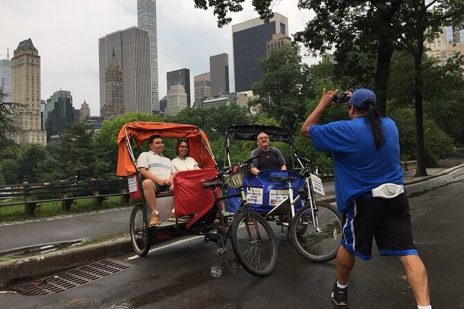 Central Park Pedicab Tours with New York Pedicab Services - Balto, the sled dog who became a New York statue