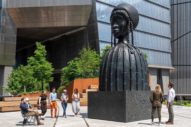 Chelsea Galleries and High Line; Art, Architecture and History - Two Chelsea Galleries Below the Park