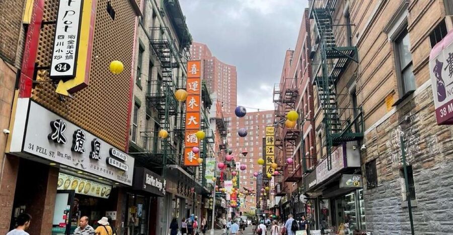 Chinatown Walking Food Tour of New York - Starting at Bayard and Mulberry Streets