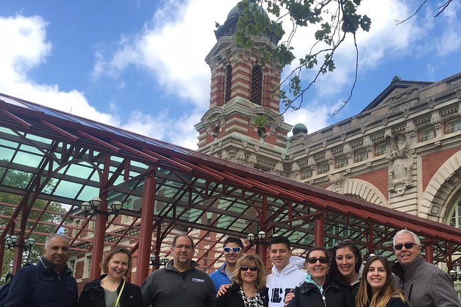 Choose Your Access Statue of Liberty and Ellis Island Small-Group Tour - Why this tour works for first-time New York visitors