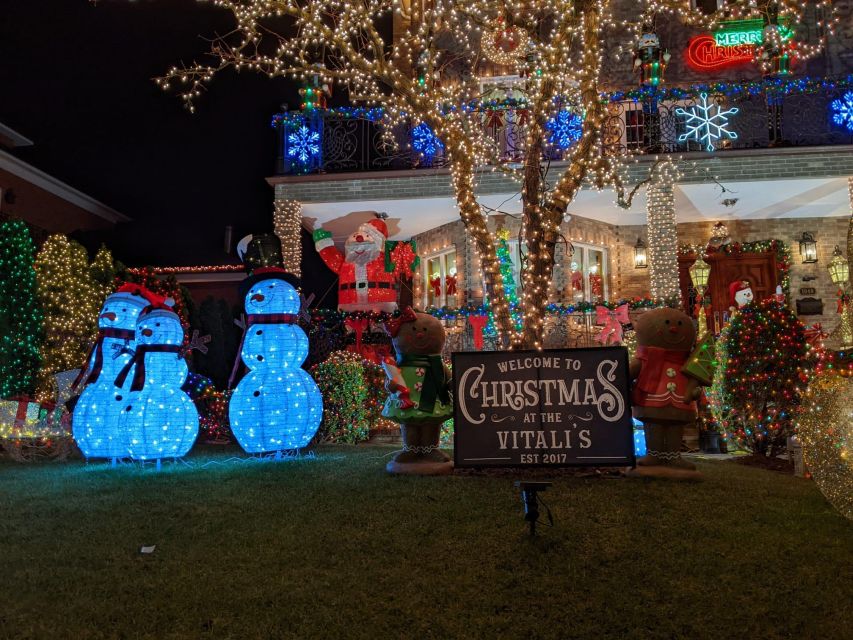 Christmas Light Night tour - A second stop in Bay Ridge