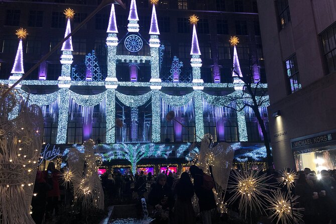 Christmas Light Private Carriage Ride New York City - Trump Tower, Saint Thomas Church, and Radio City